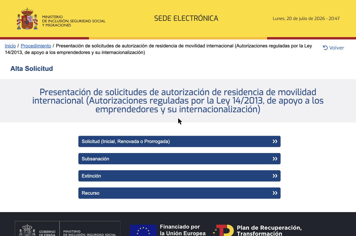 Экран Alta Solicitud с четырьмя вариантами: Solicitud (Inicial, Renovada o Prorrogada), Subsanación, Extinción, Recurso
