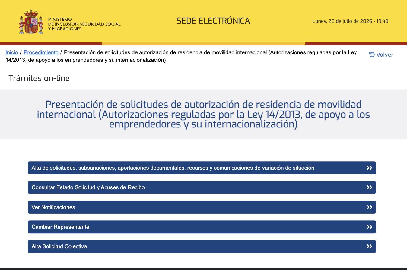 Стартовое меню личного кабинета UGE-CE на sede electrónica: пять разделов - Alta de solicitudes (подача, субсанасьон, апорте документов, рекурсы), Consultar Estado Solicitud y Acuses de Recibo, Ver Notificaciones, Cambiar Representante, Alta Solicitud Colectiva